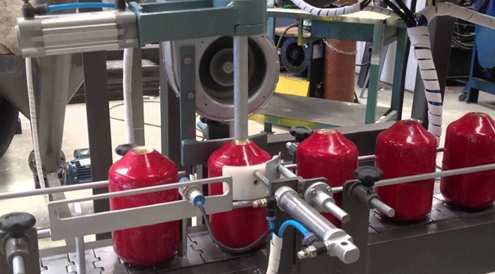 Chủ công trình có trách nhiệm tuân thủ đầy đủ quy định về an toàn khi nạp bình chữa cháy