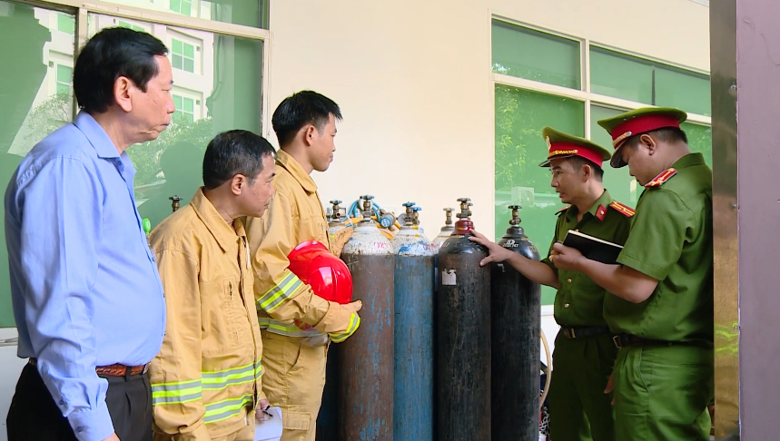 Hướng dẫn an toàn phòng cháy tại khu chứa bình oxy tại bệnh viện