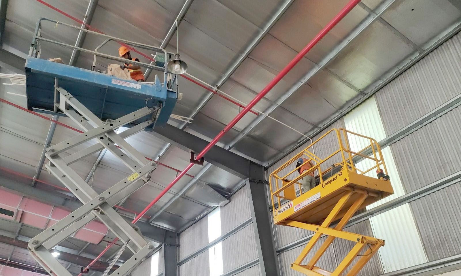 Hệ thống hút khói hành lang giúp kiểm soát khói khi sự cố cháy xảy ra